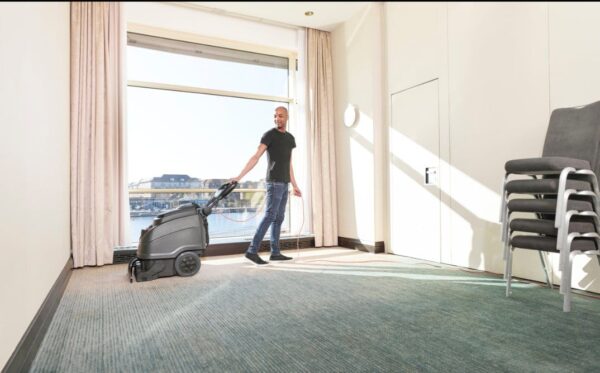 Viper CEX410 Professional Carpet Extractor - Image 2